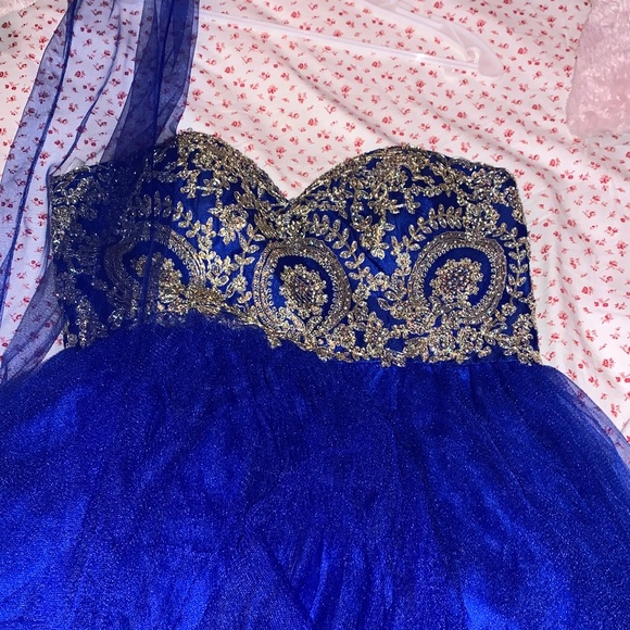 Prom Dress - Picture 8 of 10